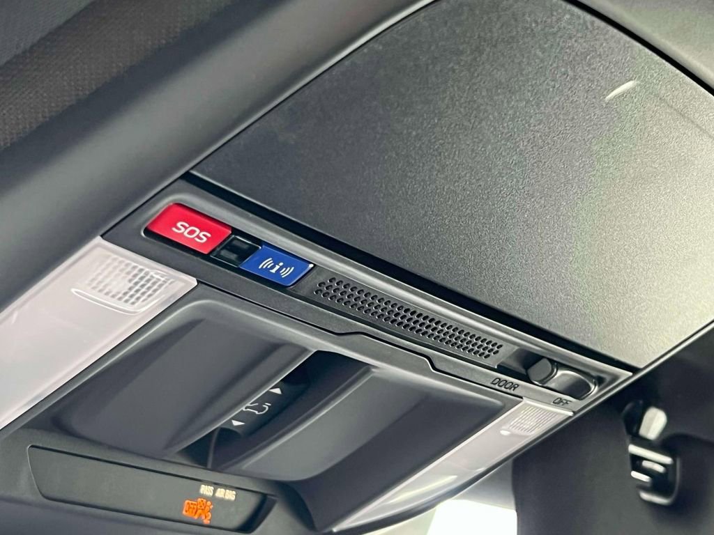New 2025 Subaru Forester Touring w/ Touring Package image 9