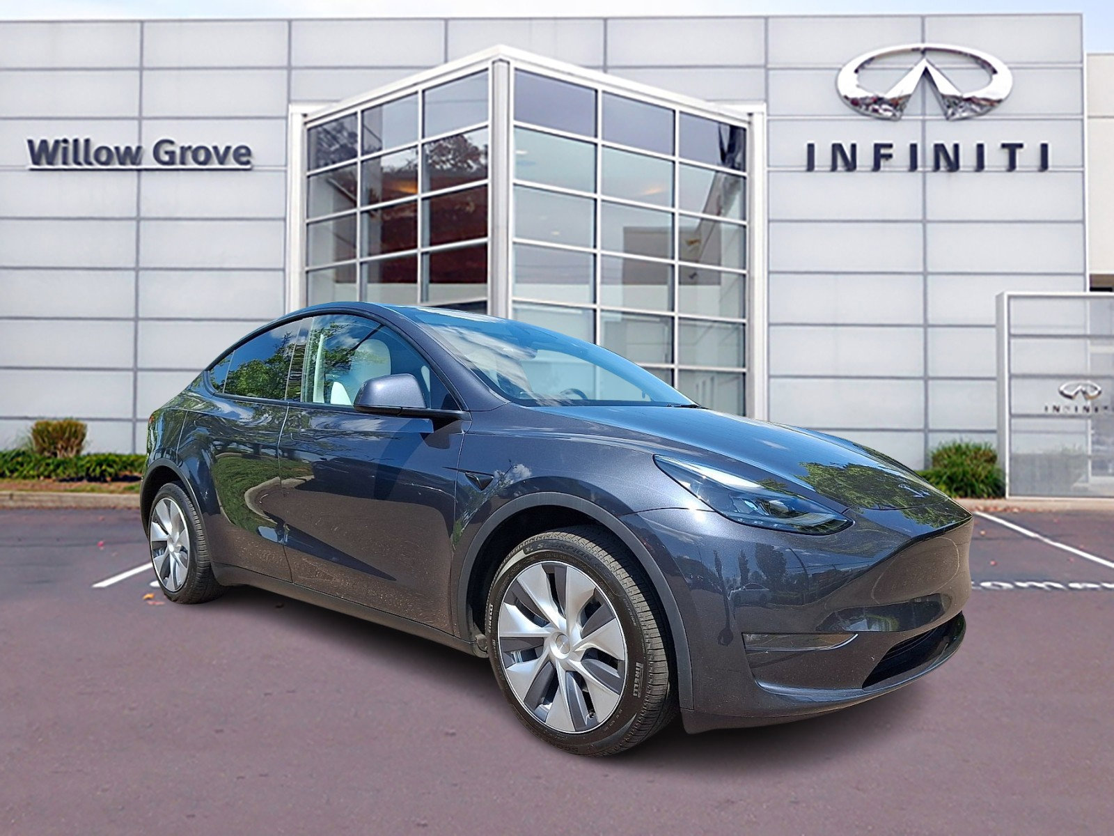 Used 2024 Tesla Model Y Long Range