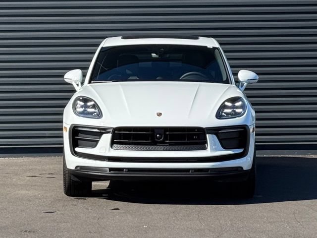 New 2026 Porsche Macan AWD/4WD image 10