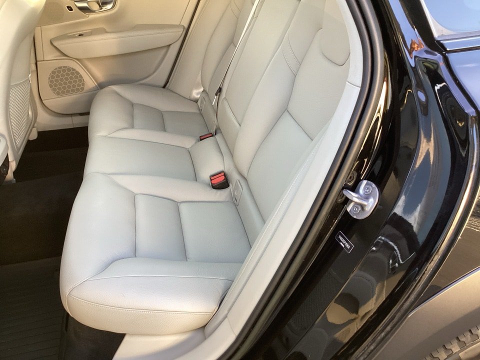 Certified 2023 Volvo V90 B6 Cross Country Plus AWD/4WD image 34
