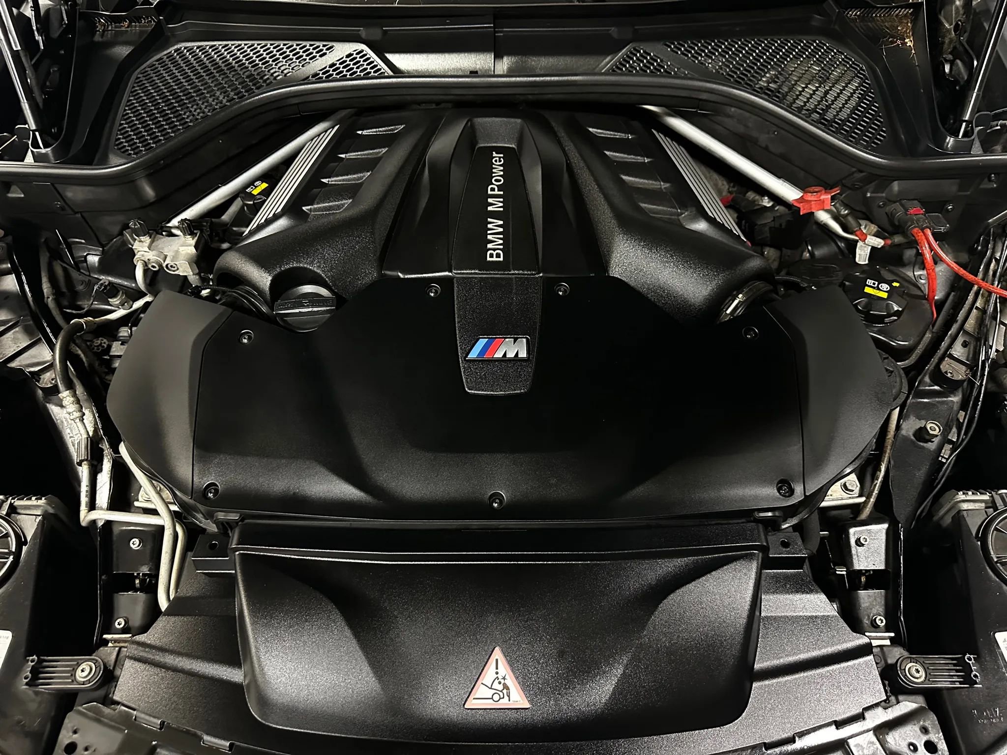 Used 2015 BMW X6 M Sport Utility 4D image 29