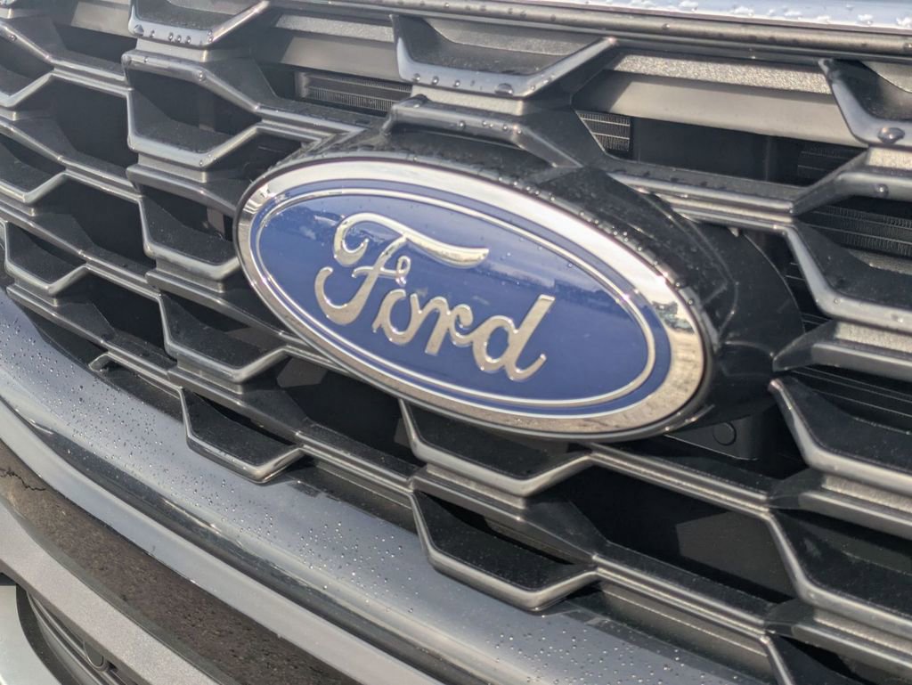 New 2026 Ford Escape ST-Line w/ Cold Weather Package image 11
