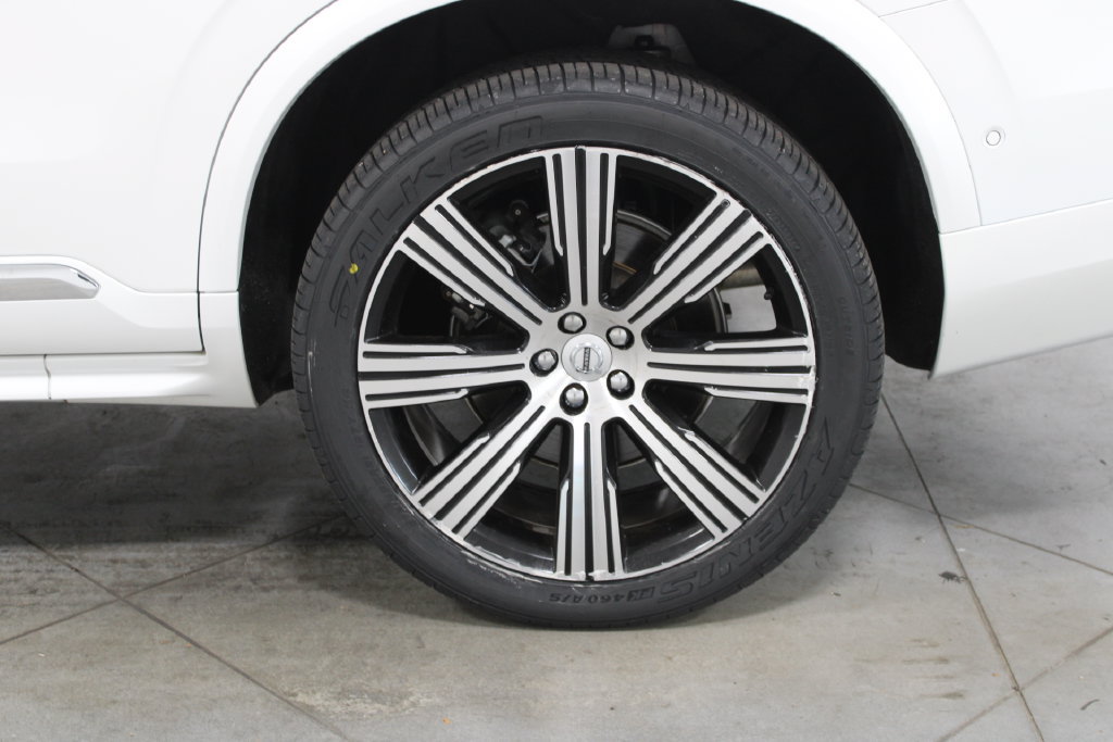 Used 2022 Volvo XC90 T8 Inscription w/ Advanced Package AWD/4WD image 14