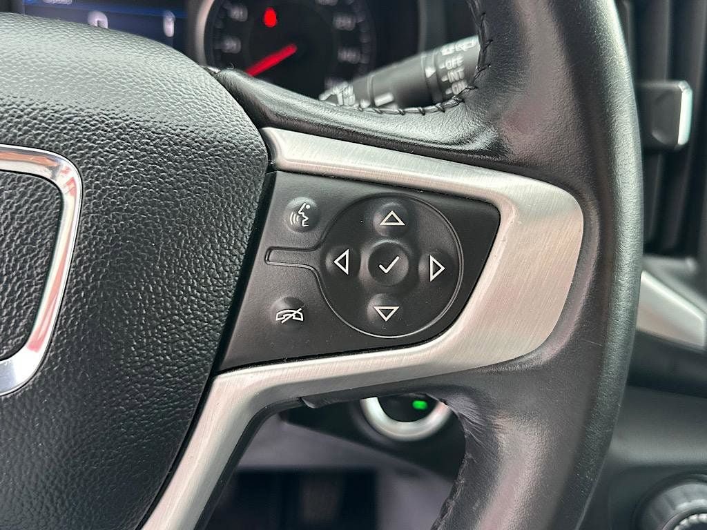 Used 2020 GMC Terrain SLE FWD image 22