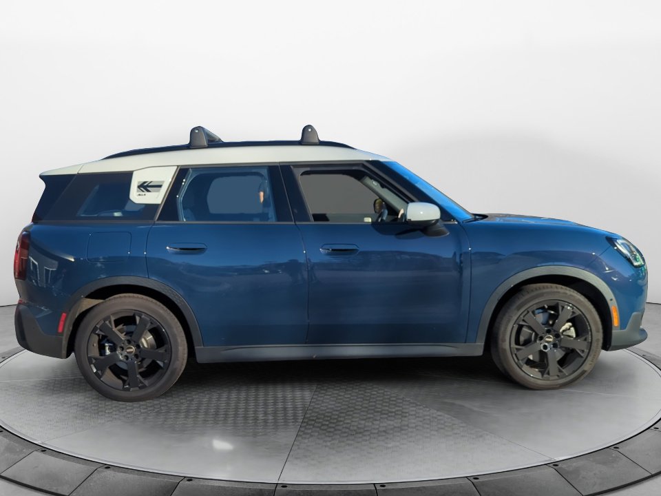 Certified 2025 MINI Cooper Countryman S image 8