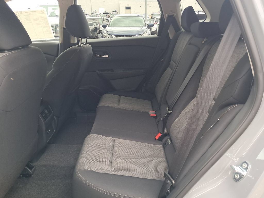 New 2026 Nissan Rogue SV w/ Cold Weather Package AWD/4WD image 26