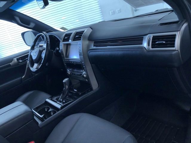 Used 2021 Lexus GX 460 Premium w/ Premium Package image 22