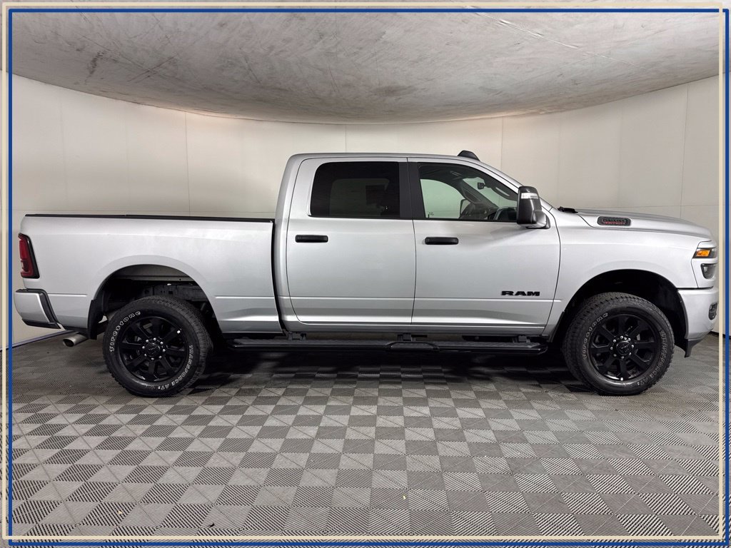 Used 2026 RAM 2500 Big Horn AWD/4WD image 8