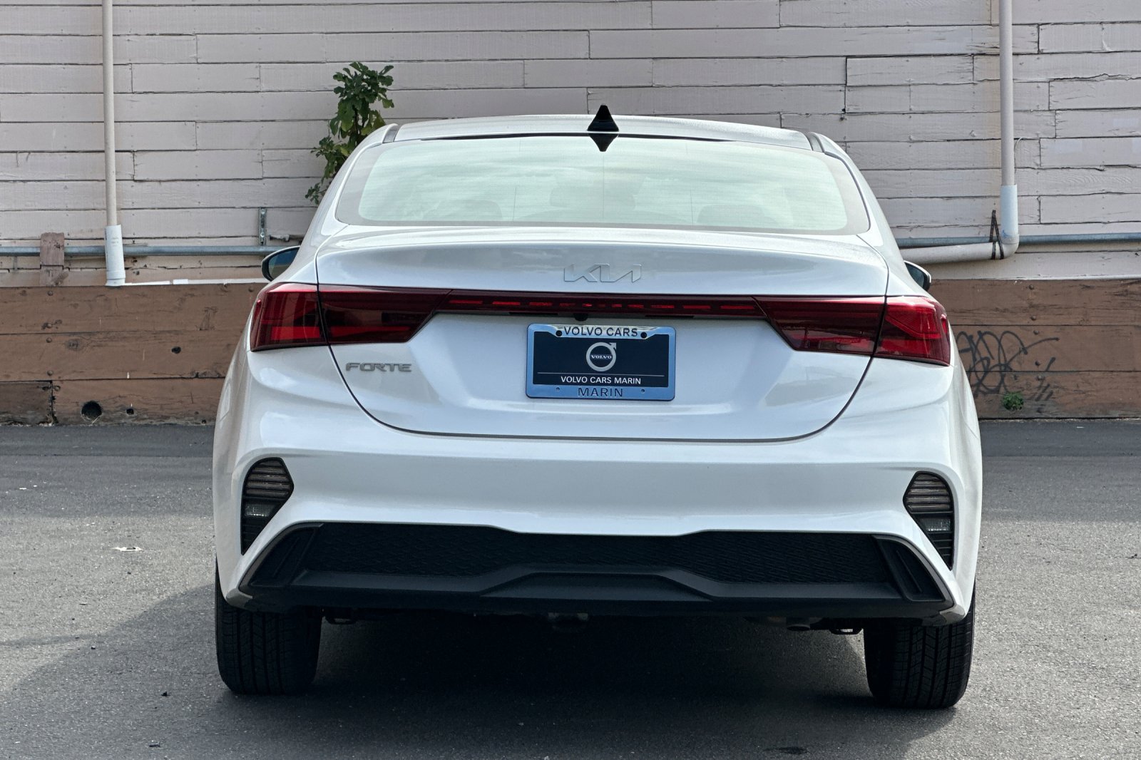 Used 2023 Kia Forte LXS FWD image 7