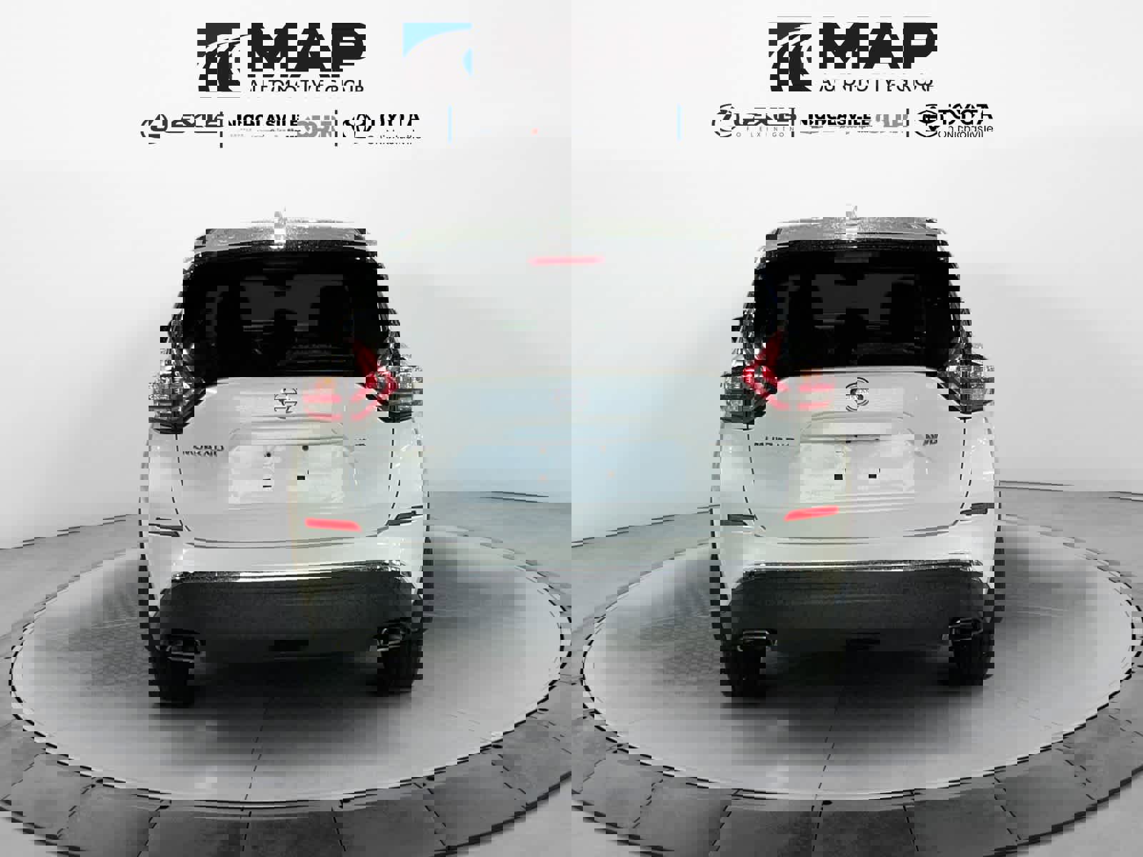 Used 2018 Nissan Murano S image 3