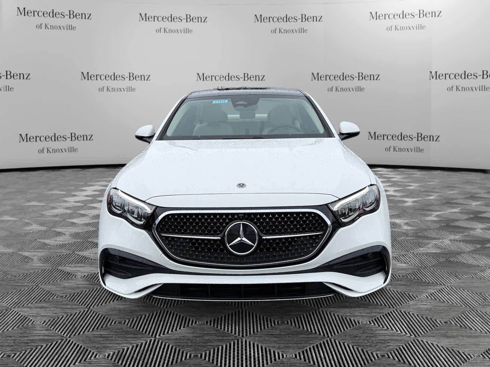 Used 2026 Mercedes-Benz E 350 4MATIC Sedan image 8