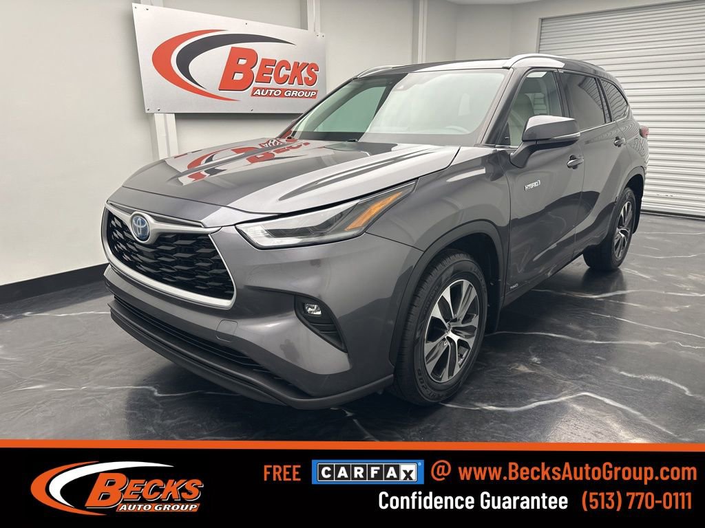 Used 2021 Toyota Highlander XLE image 1