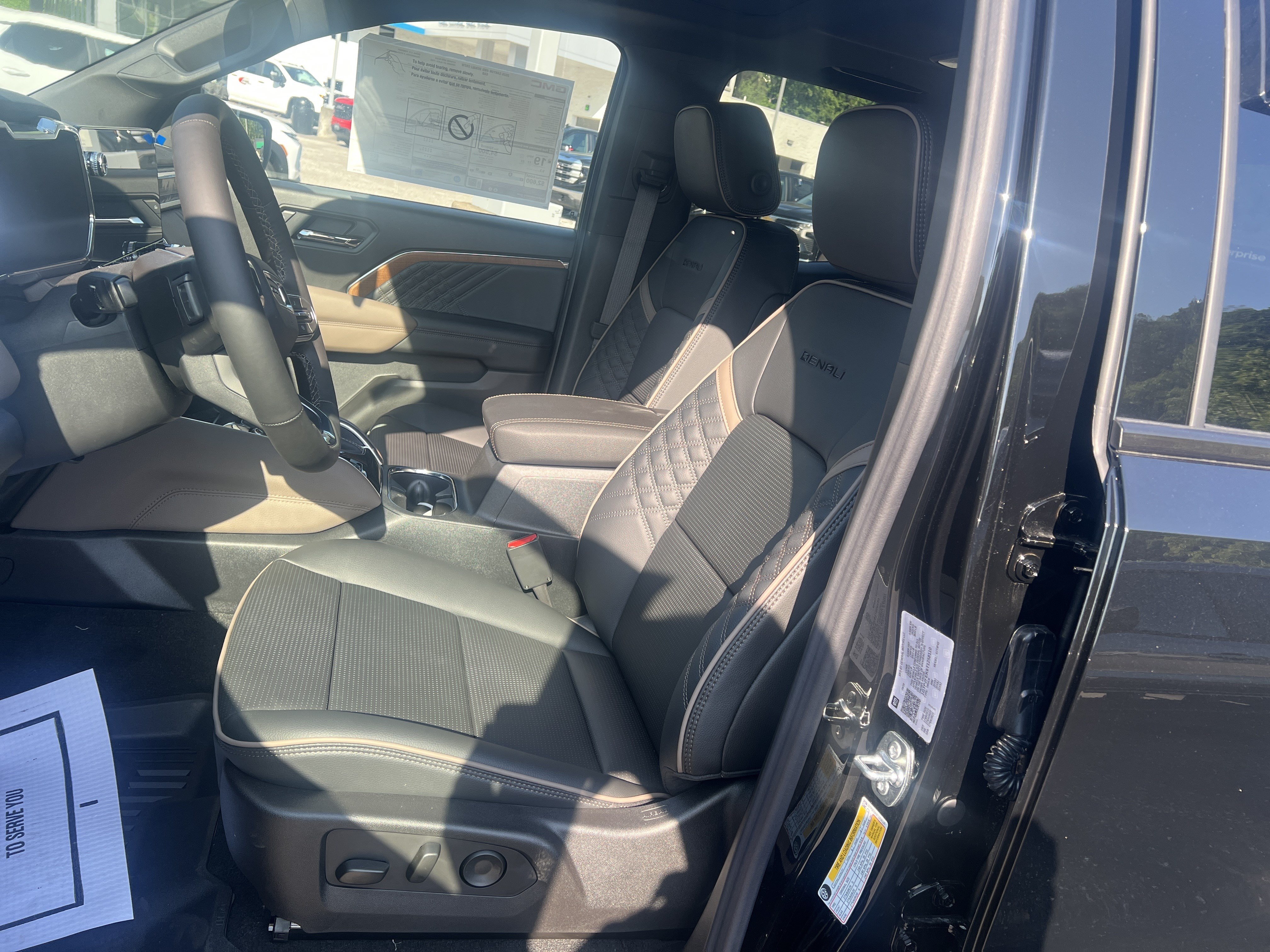 New 2026 GMC Canyon Denali AWD/4WD image 7