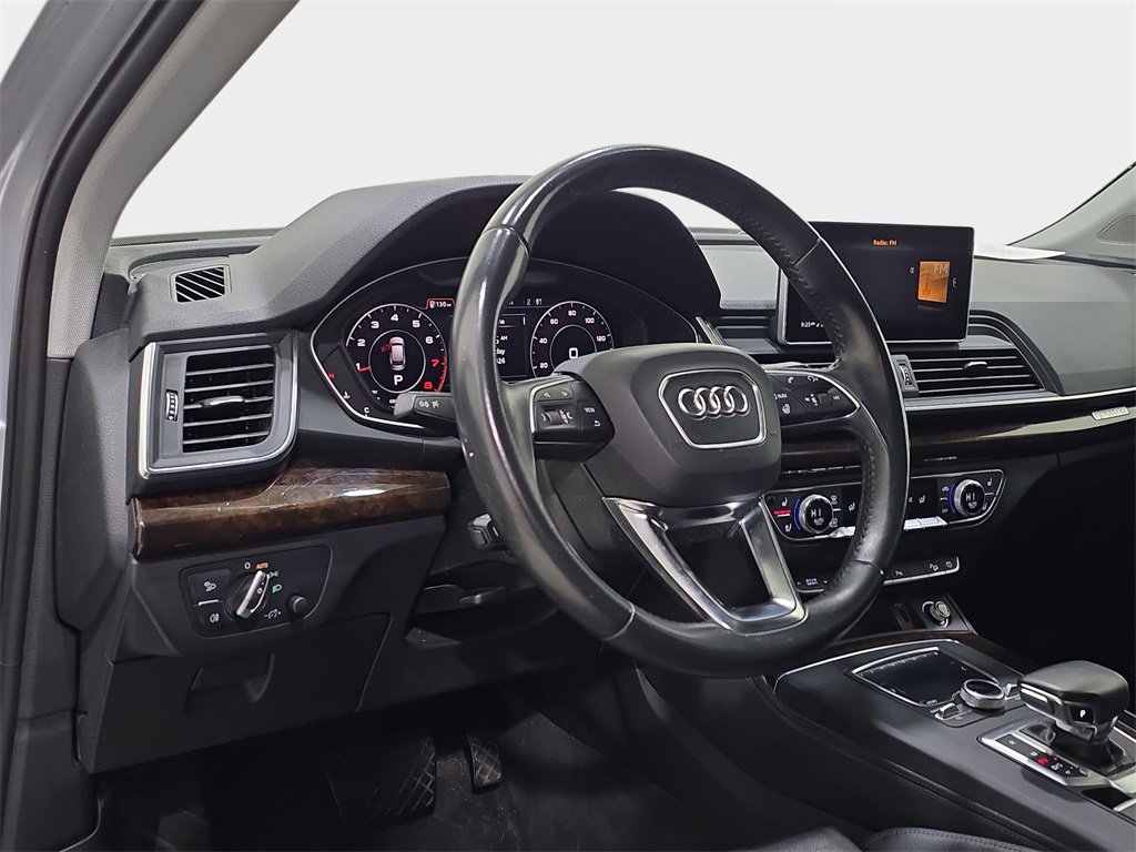Used 2019 Audi Q5 2.0T Premium Plus w/ Premium Plus Package image 17