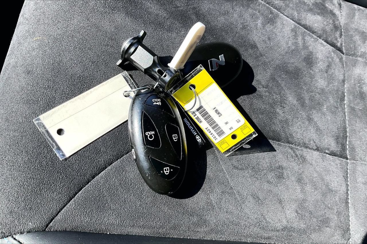 Used 2025 Hyundai Elantra N FWD image 31