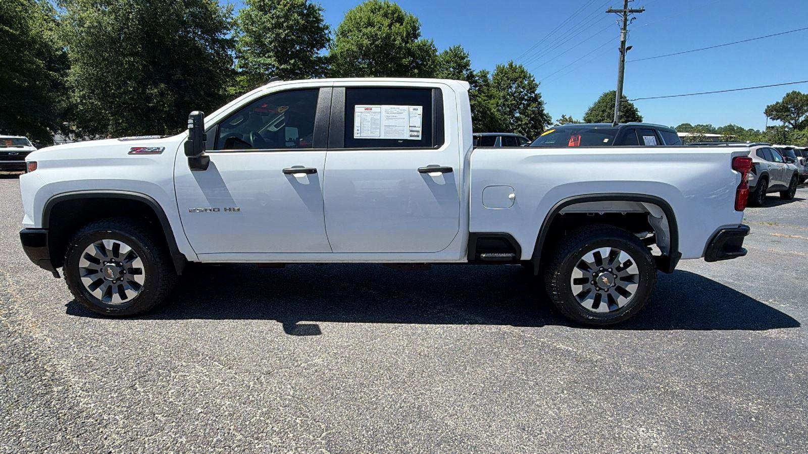 Used 2024 Chevrolet Silverado 2500 Custom w/ Custom Value Package AWD/4WD image 8