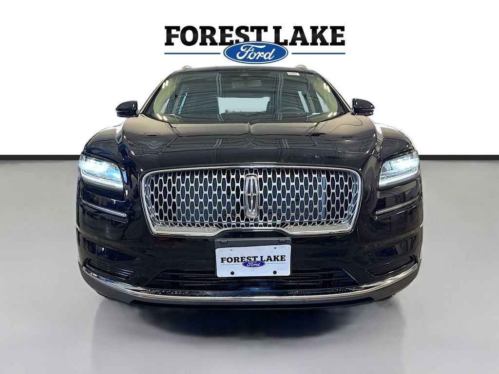 Used 2023 Lincoln Nautilus AWD w/ Premium Package image 2