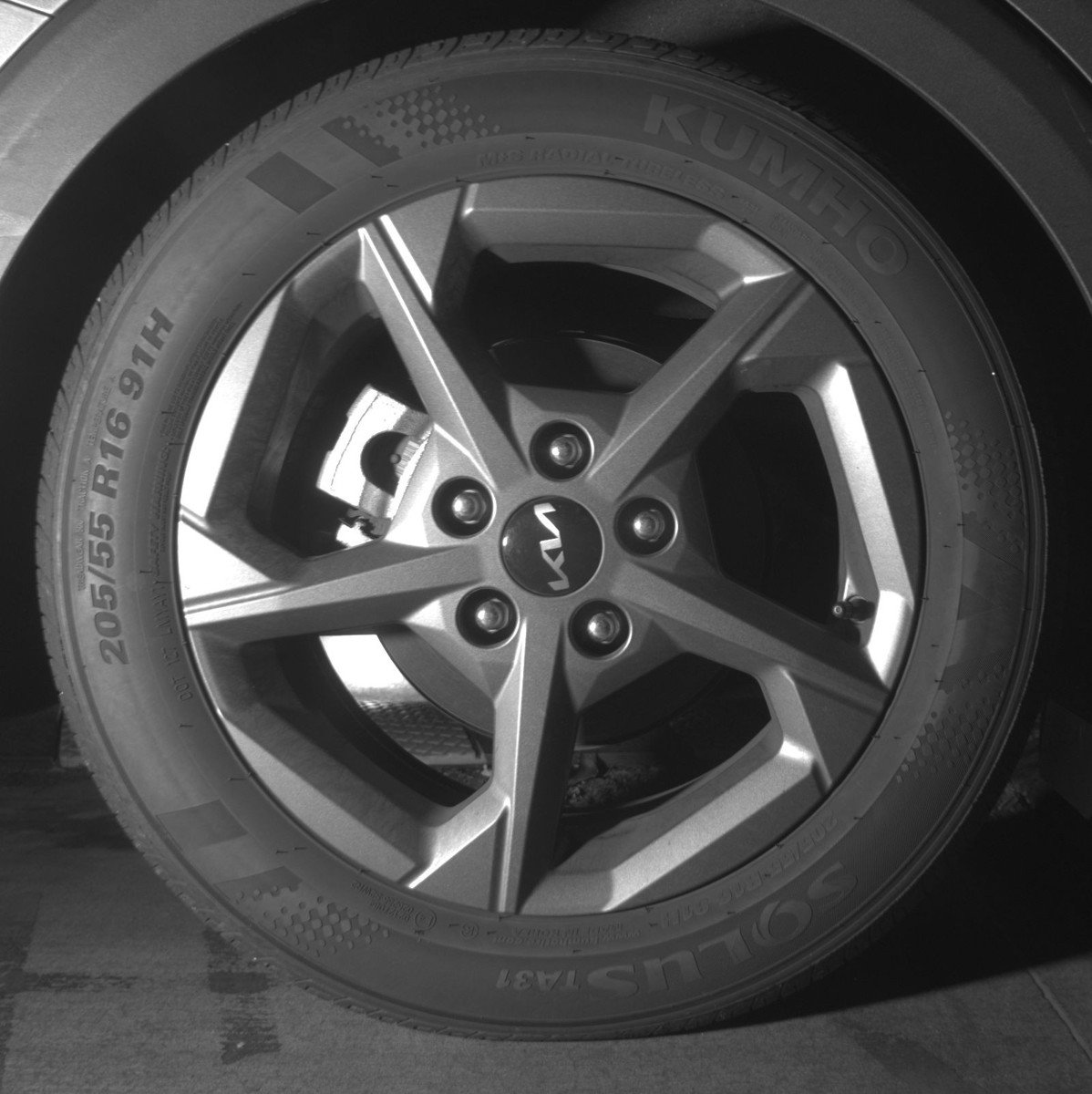 Used 2025 Kia K4 LXS image 15