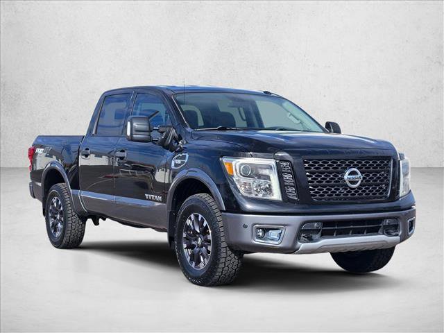 Used 2017 Nissan Titan PRO-4X AWD/4WD image 3