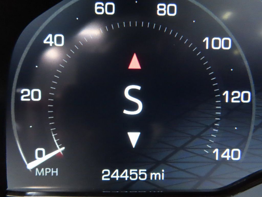 Used 2024 GMC Yukon XL Denali Ultimate image 14