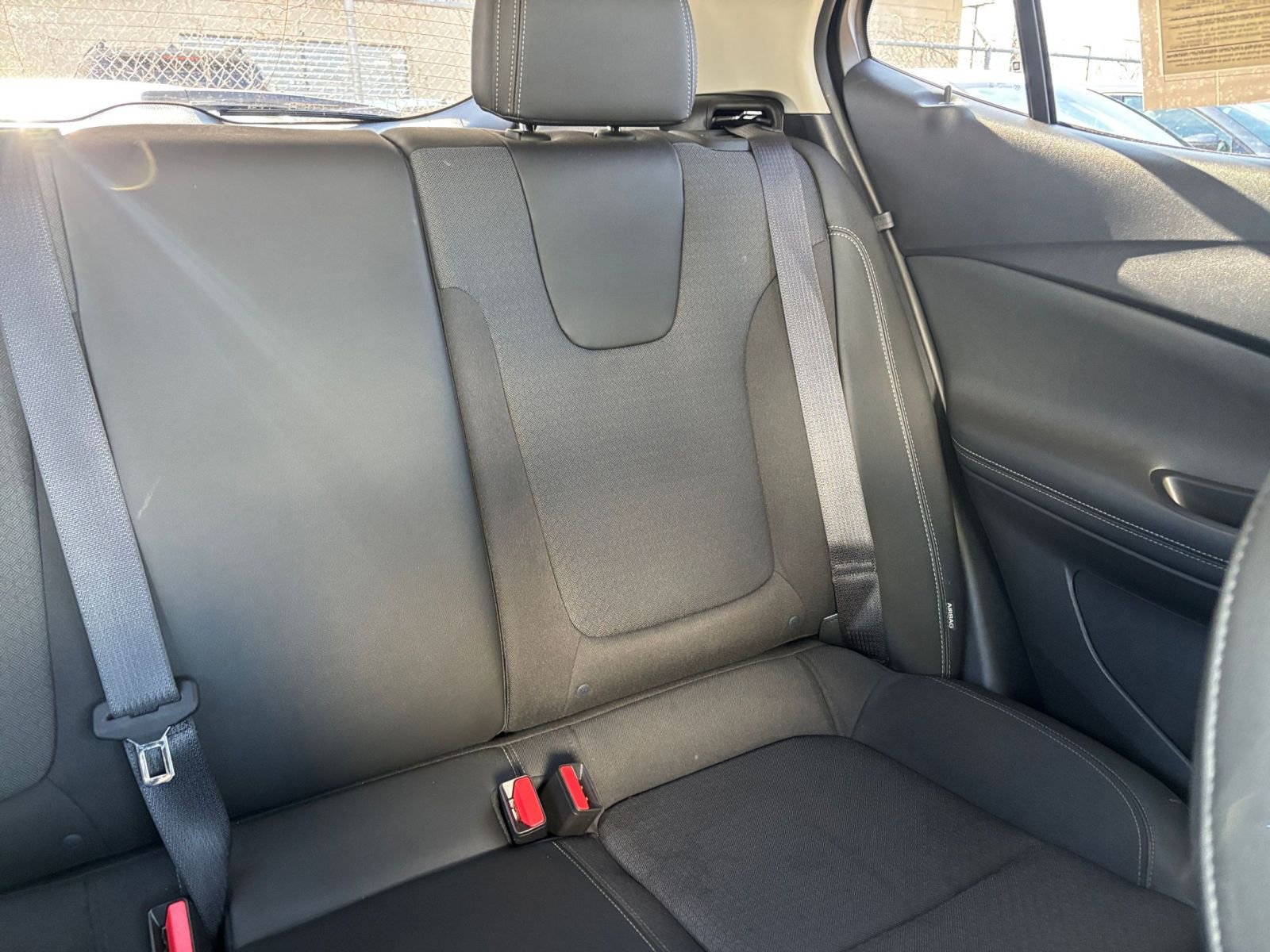 Used 2025 Buick Encore GX Preferred FWD image 36