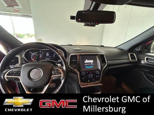 Used 2014 Jeep Grand Cherokee Laredo w/ 18" Wheel & 8.4" Radio Group AWD/4WD image 13