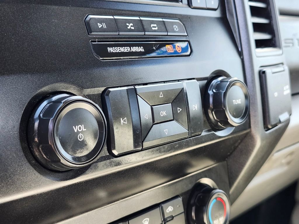 Used 2021 Ford F250 XL w/ STX Appearance Package AWD/4WD image 18