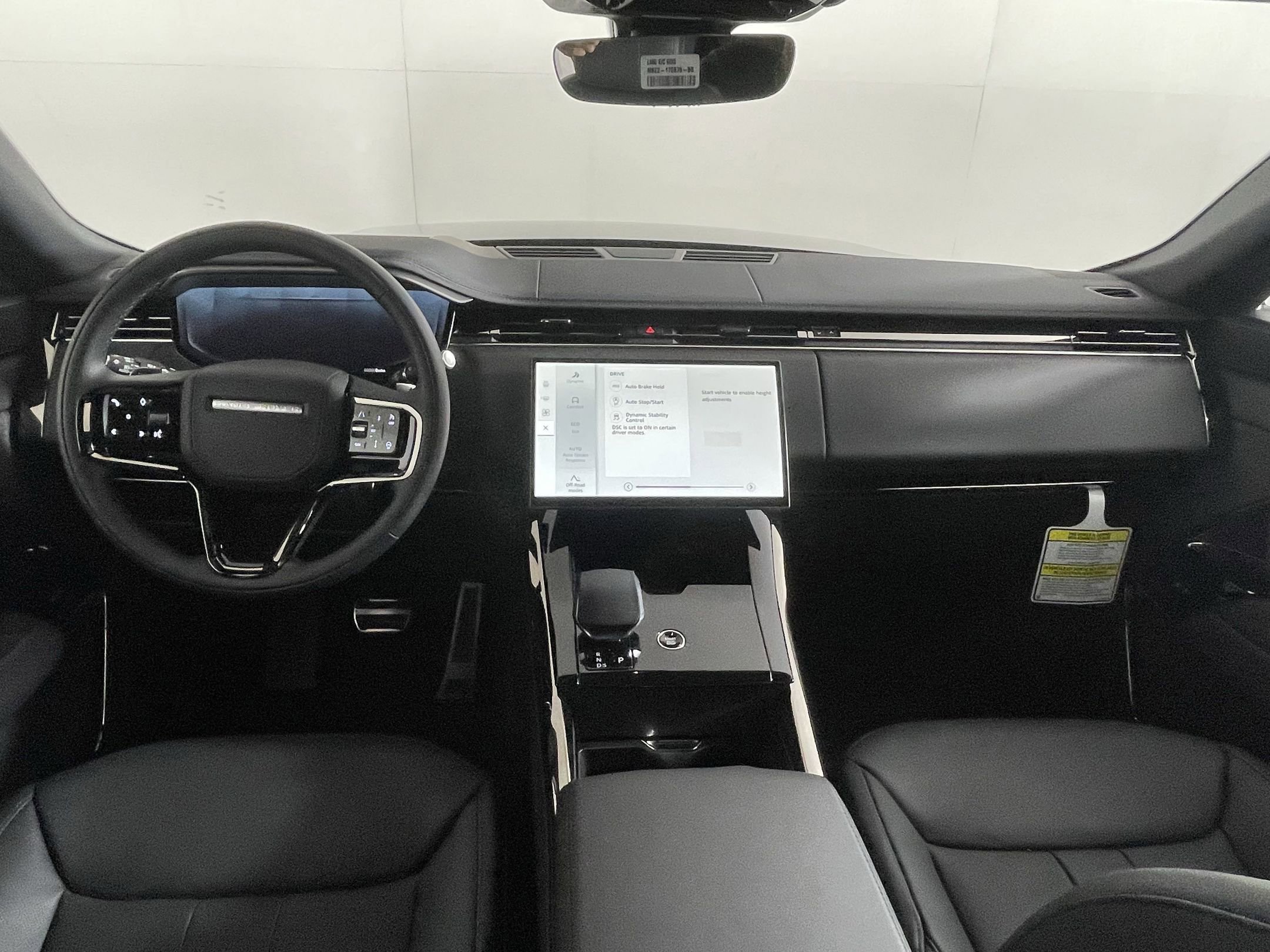 New 2025 Land Rover Range Rover Sport Dynamic SE image 14