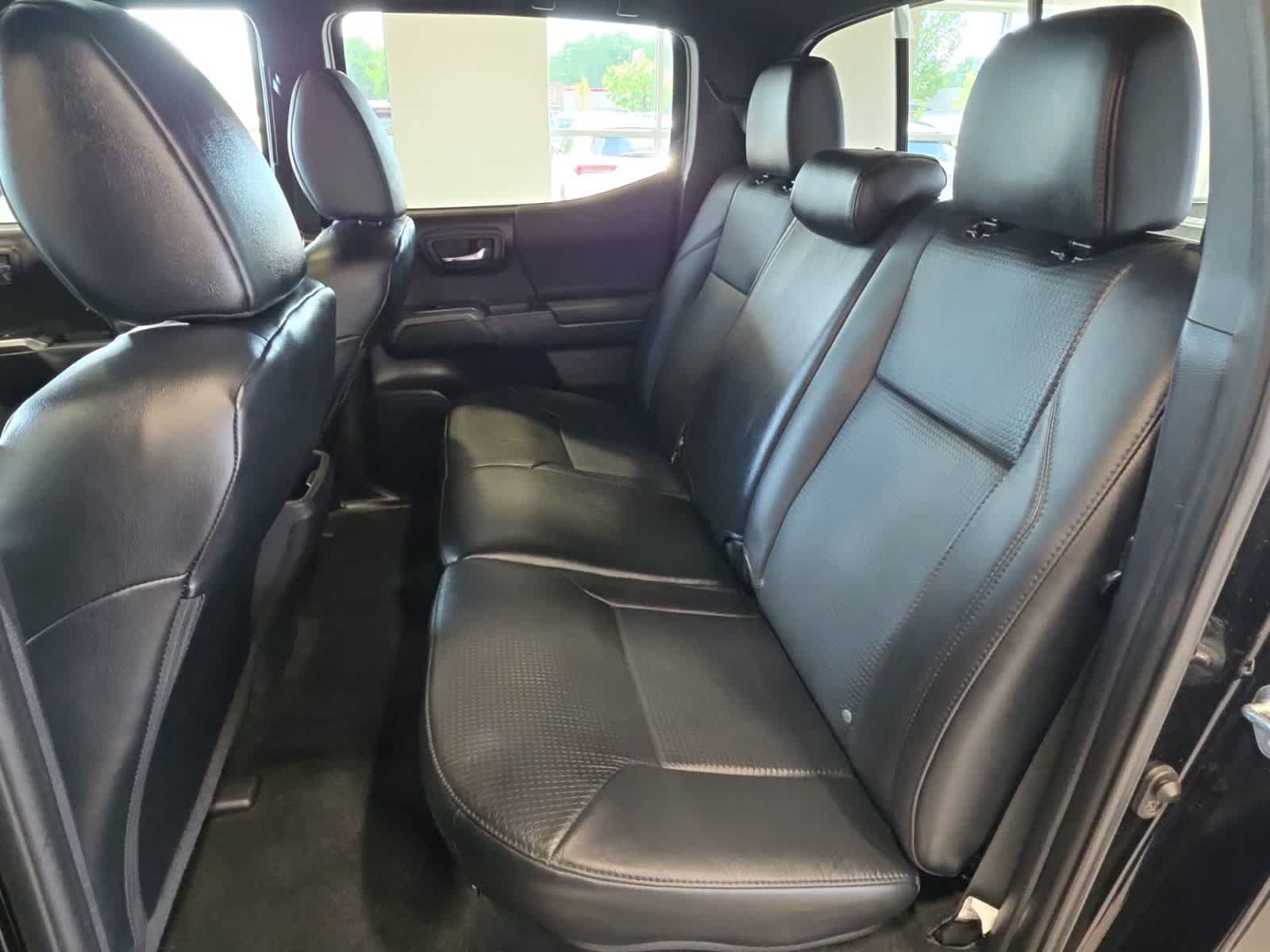 Used 2021 Toyota Tacoma 4x4 Double Cab image 30