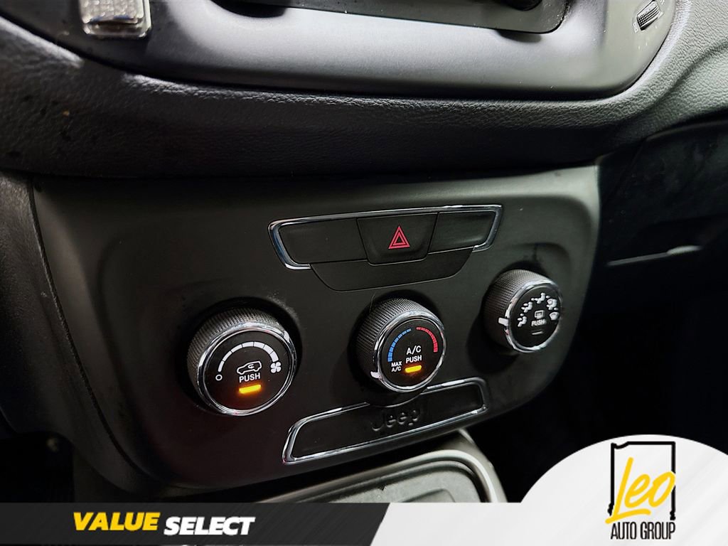 Used 2018 Jeep Compass Sport FWD image 15