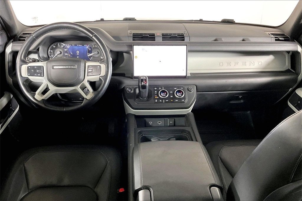 Used 2023 Land Rover Defender 110 X-Dynamic SE image 15