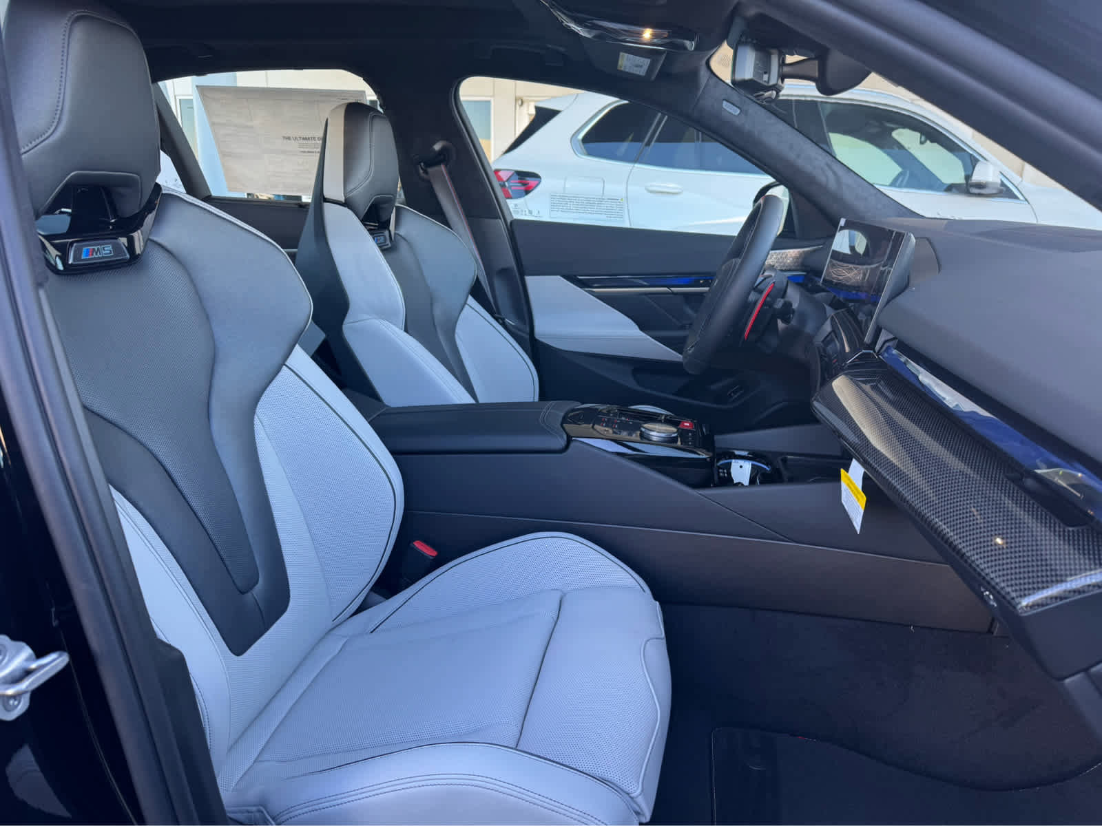 New 2026 BMW M5 w/ Executive Package image 24