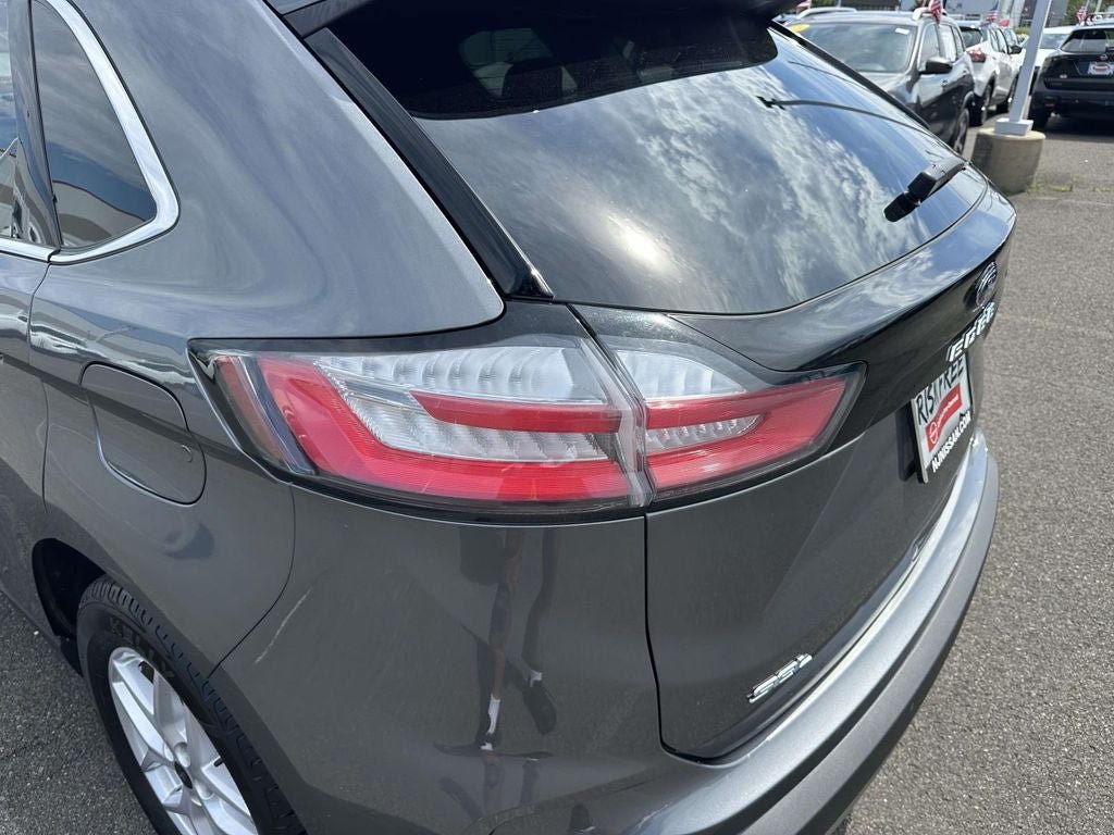 Used 2024 Ford Edge SEL AWD/4WD image 9