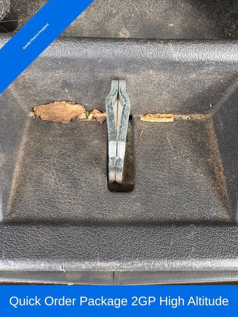 Used 2017 Jeep Compass High Altitude FWD image 11