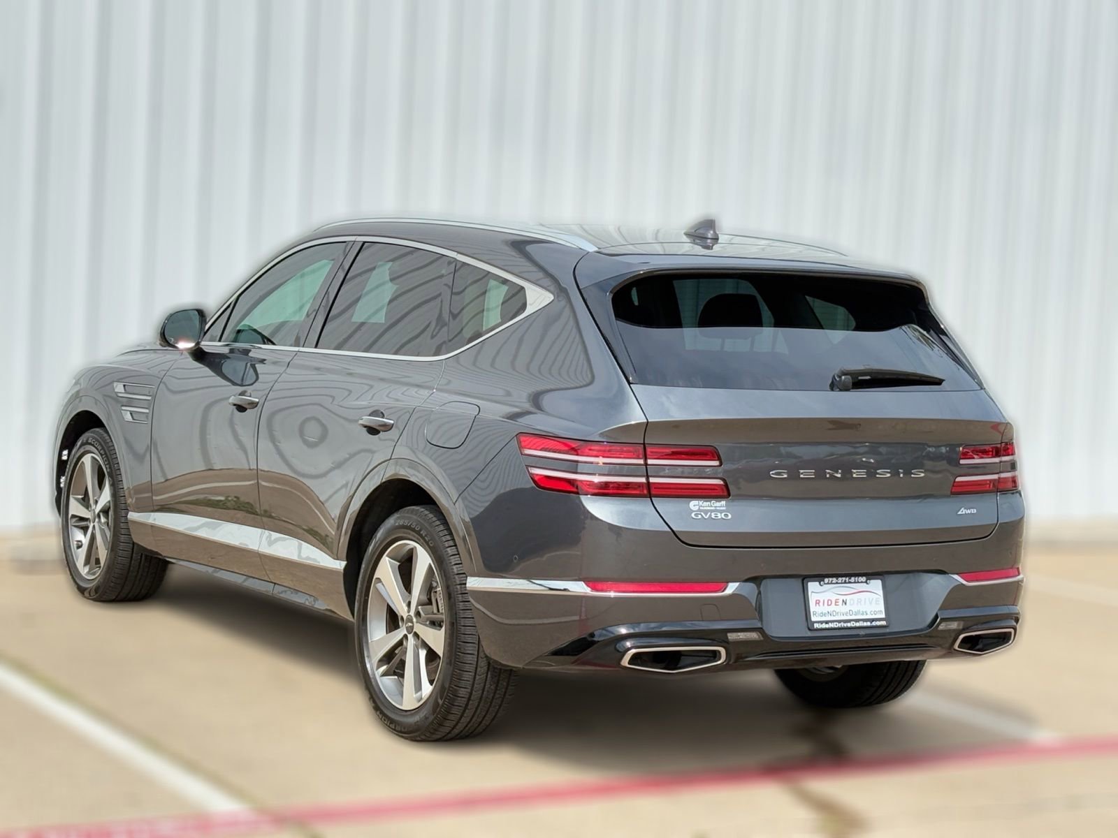 Used 2023 Genesis GV80 2.5T w/ Prestige 20" Package image 6