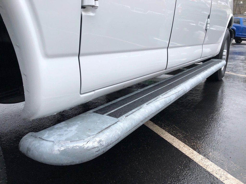 Used 2024 Chevrolet Express 2500 w/ Driver Convenience Package image 14