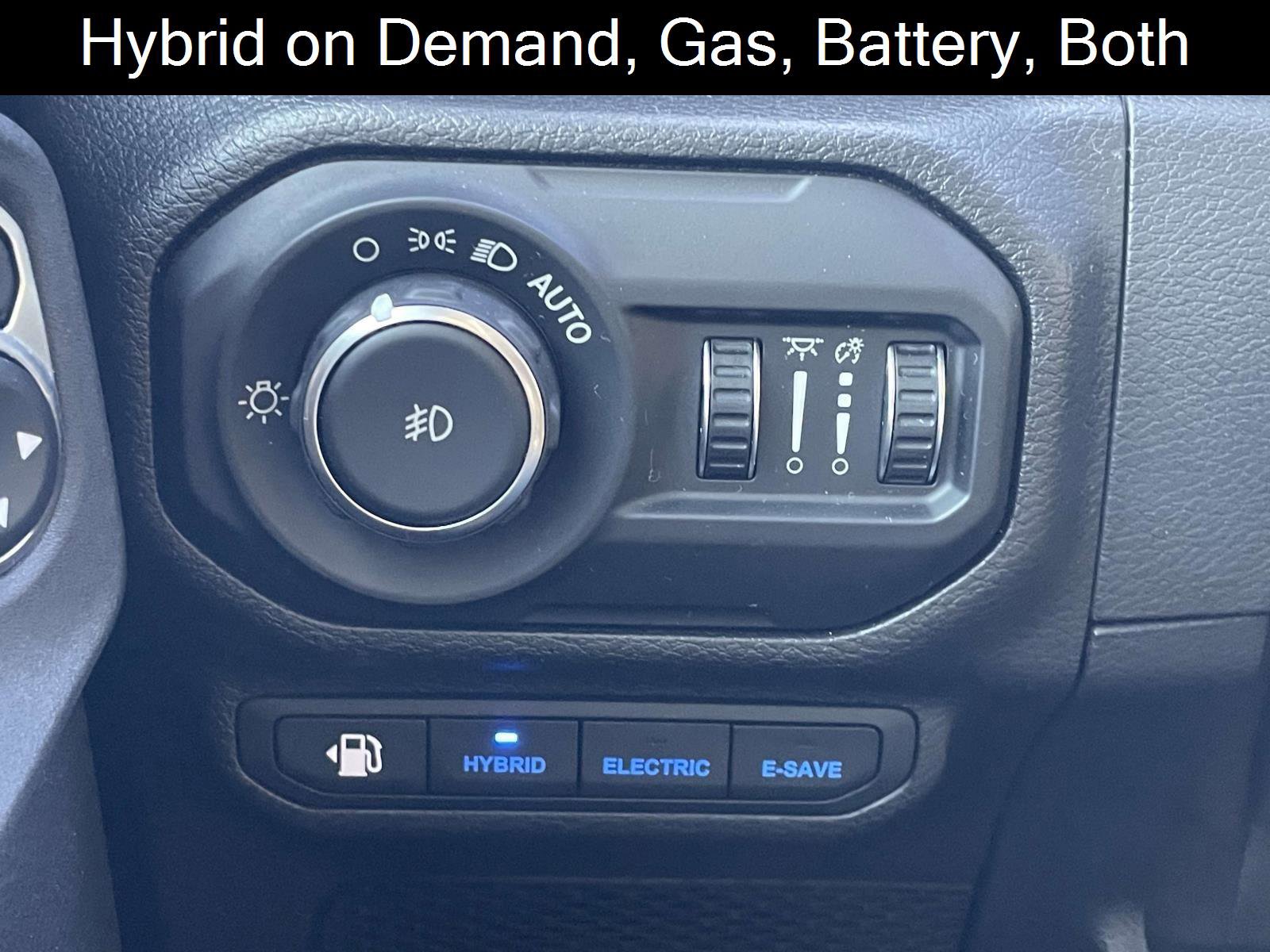 Used 2021 Jeep Wrangler Unlimited Sahara w/ Cold Weather Group image 12