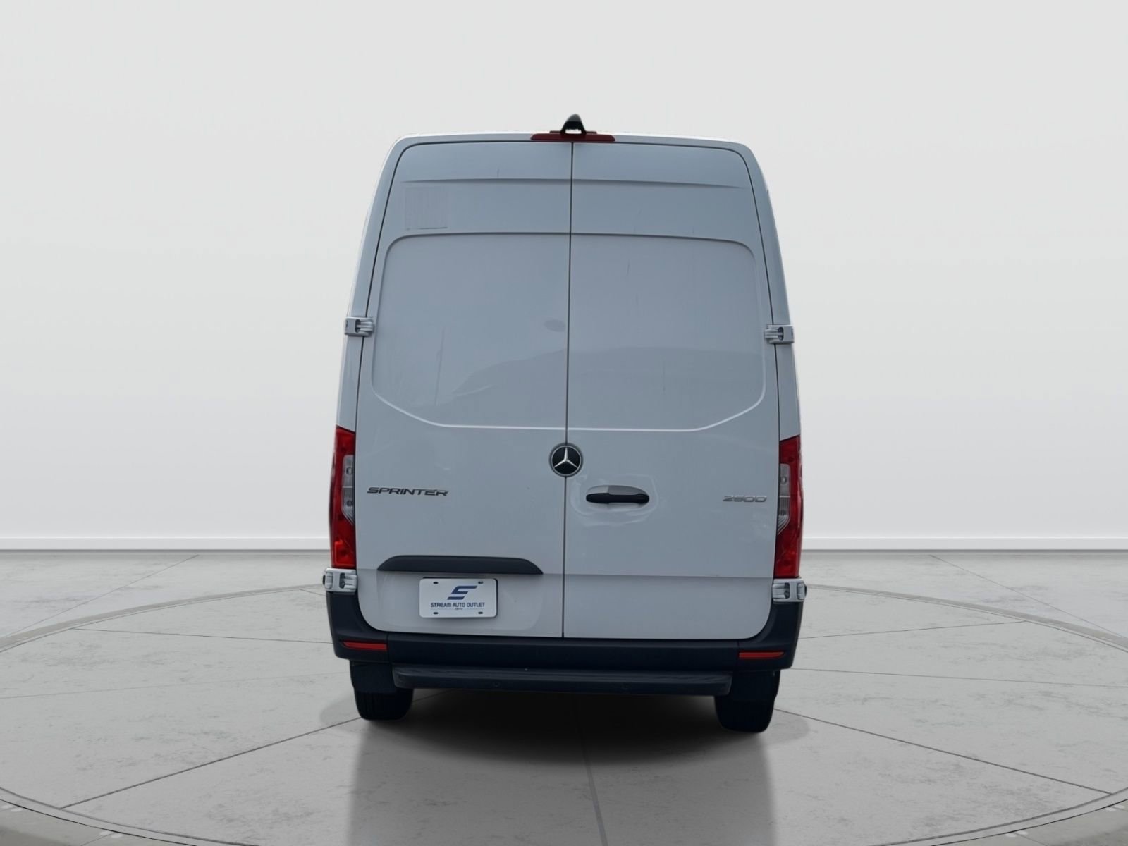 Used 2023 Mercedes-Benz Sprinter 2500 image 6