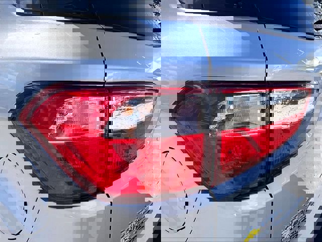 Used 2022 Ford EcoSport SE w/ SE Convenience Package AWD/4WD image 32