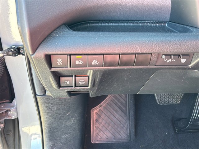 Used 2024 Toyota Sienna XLE Woodland Edition image 20