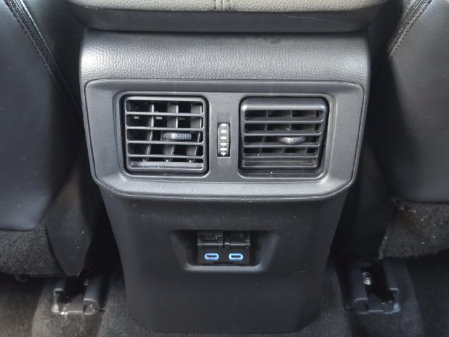 Used 2022 Toyota RAV4 XLE Premium FWD image 19