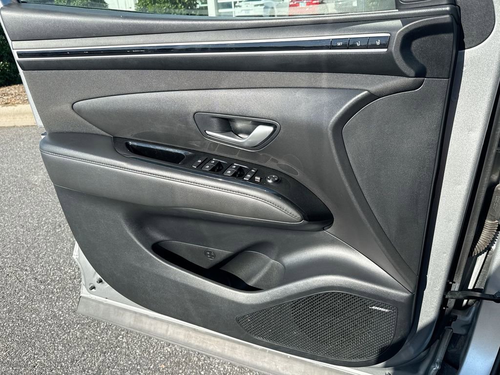 Used 2024 Hyundai Tucson Limited image 17