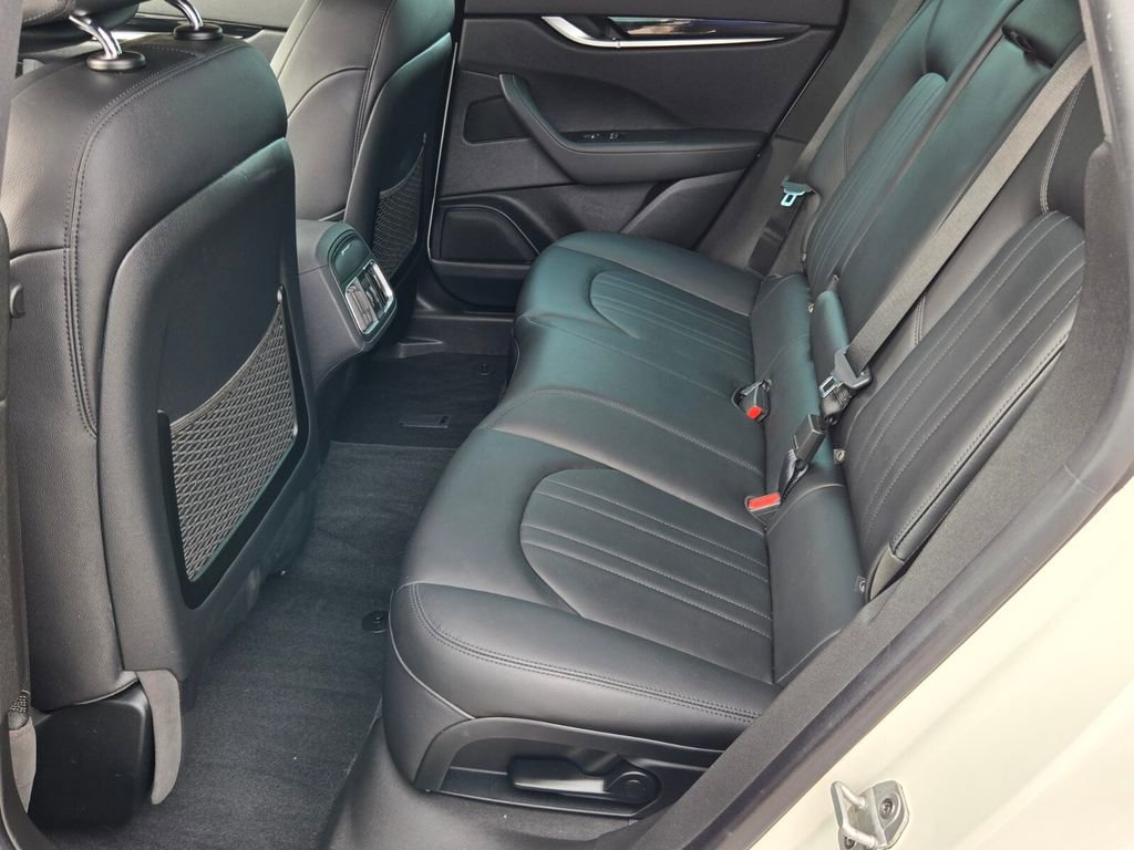 Used 2023 Maserati Levante GT image 11