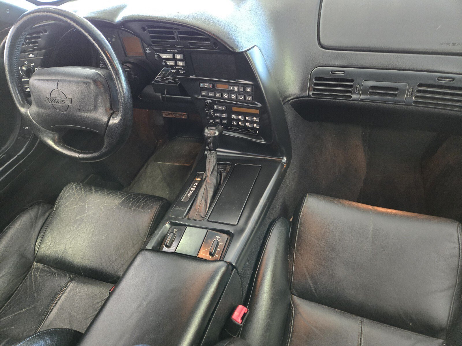 Used 1996 Chevrolet Corvette Convertible RWD image 9