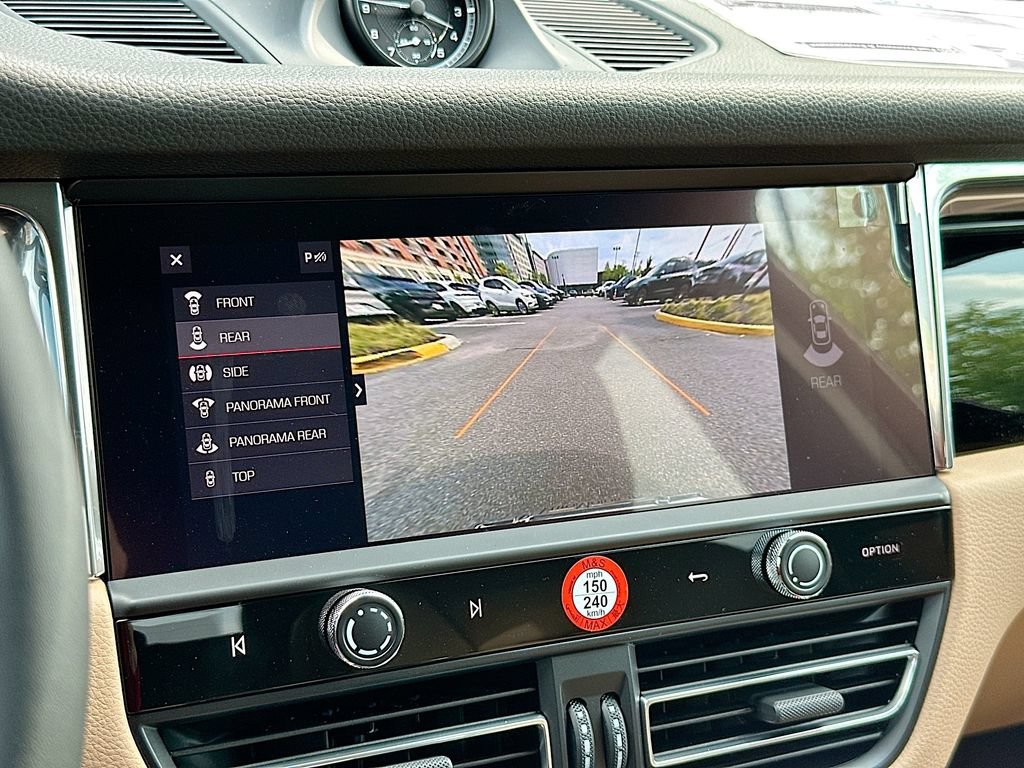 New 2026 Porsche Macan AWD/4WD image 17