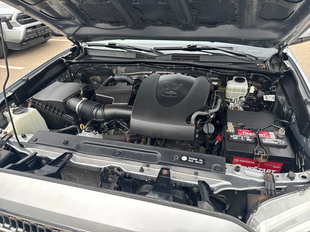 Used 2016 Toyota Tacoma TRD Off-Road w/ Towing Package image 46