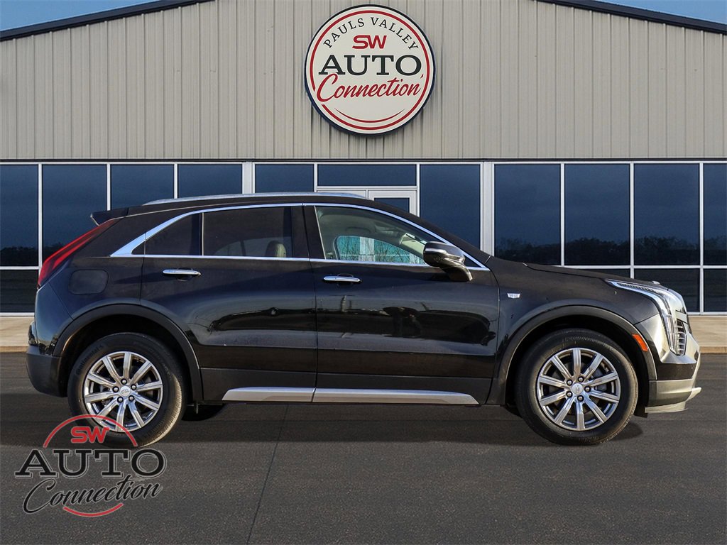 Used 2023 Cadillac XT4 Premium Luxury image 8