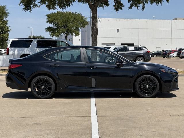 Used 2025 Toyota Camry SE FWD image 3