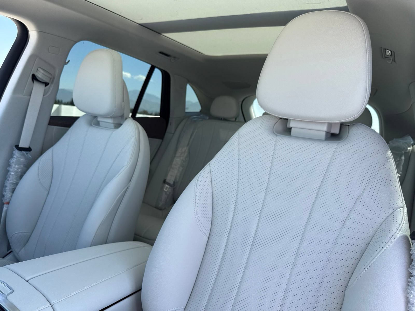 New 2027 Mercedes-Benz EQE 320+ SUV image 19