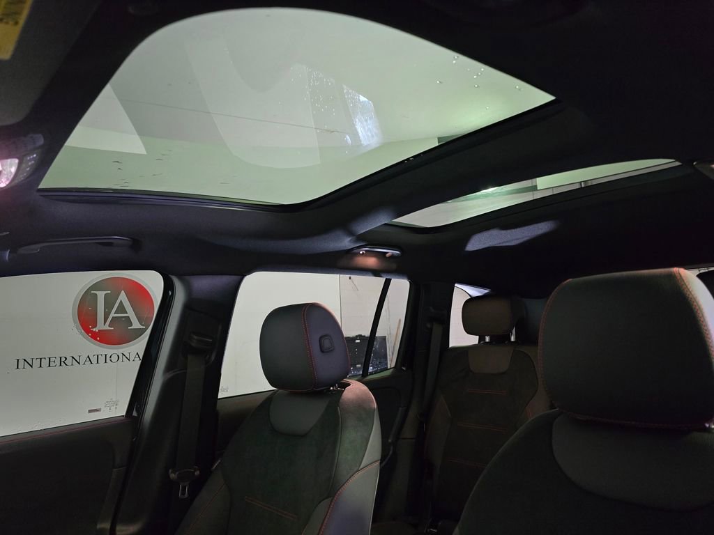 New 2026 Mercedes-Benz GLB 250 4MATIC image 11